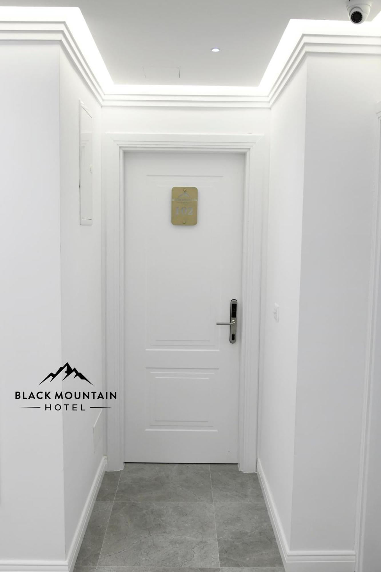 Blackmountain Bajram Curri